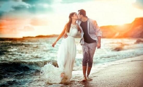 žena a muž v lásce s rozšířený penis